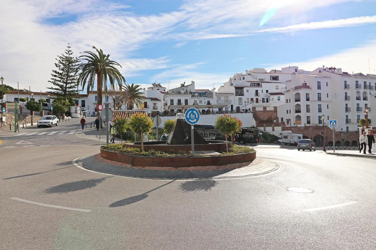 2 Bedroom Calle Carabeo, Free Wi-Fi Nerja